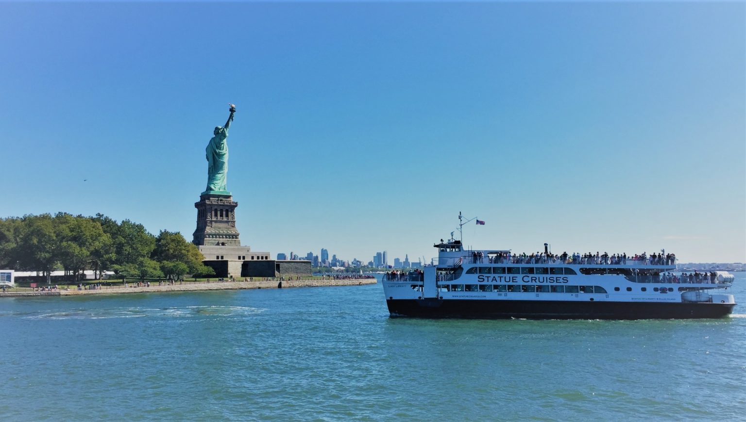 statue of liberty boat tour from jersey city