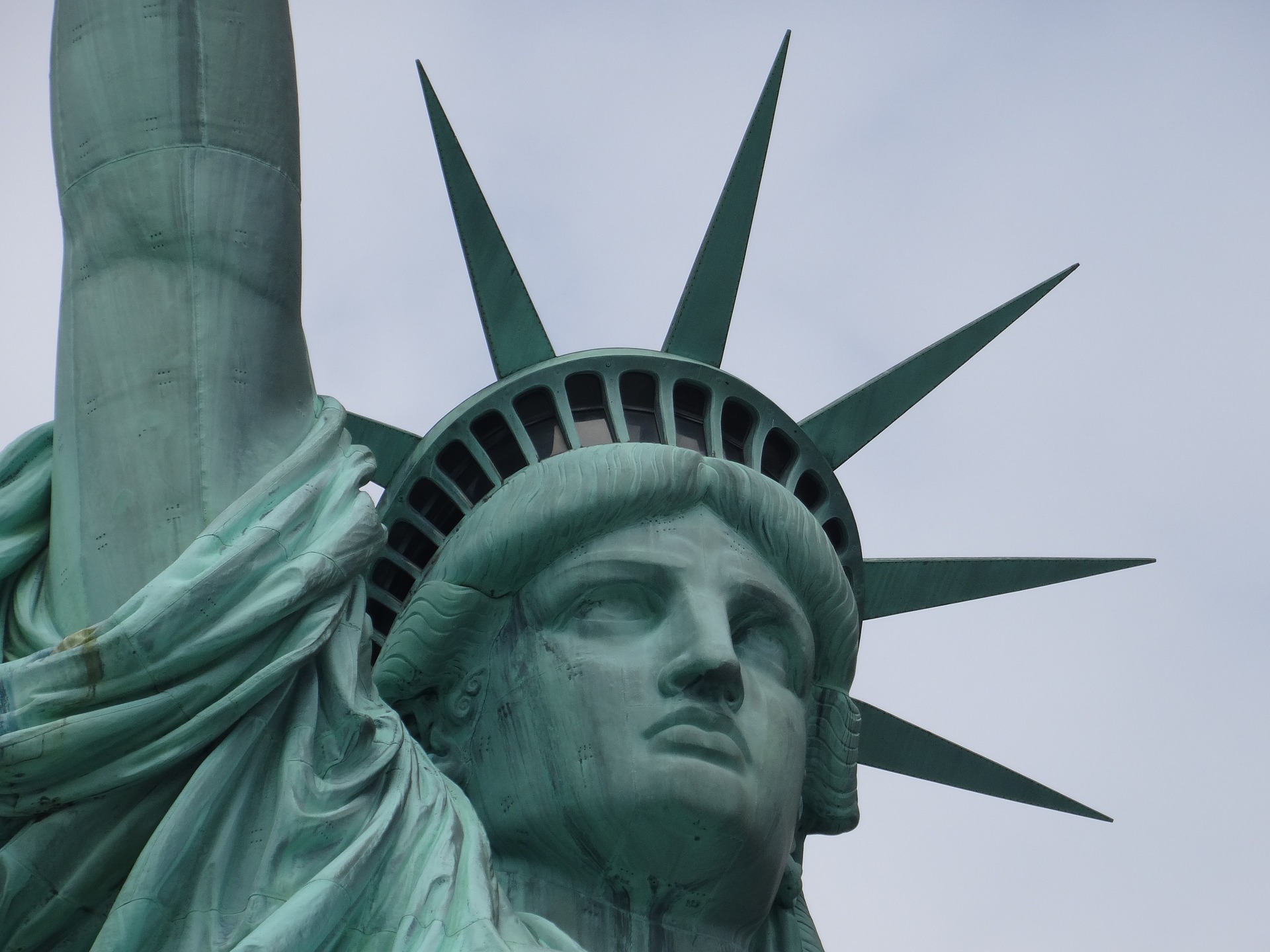 What Does The Statue Of Liberty Symbolize